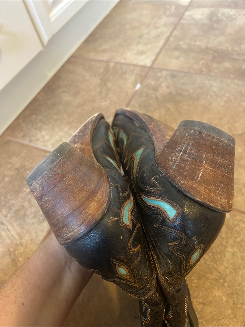 Corral Embroidered Leather Boots - Black with Teal Accents - Picture 4 of 5